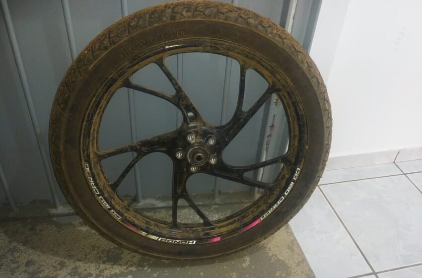  Polícia Civil de Abelardo Luz recupera roda furtada de motocicleta e devolve à proprietária