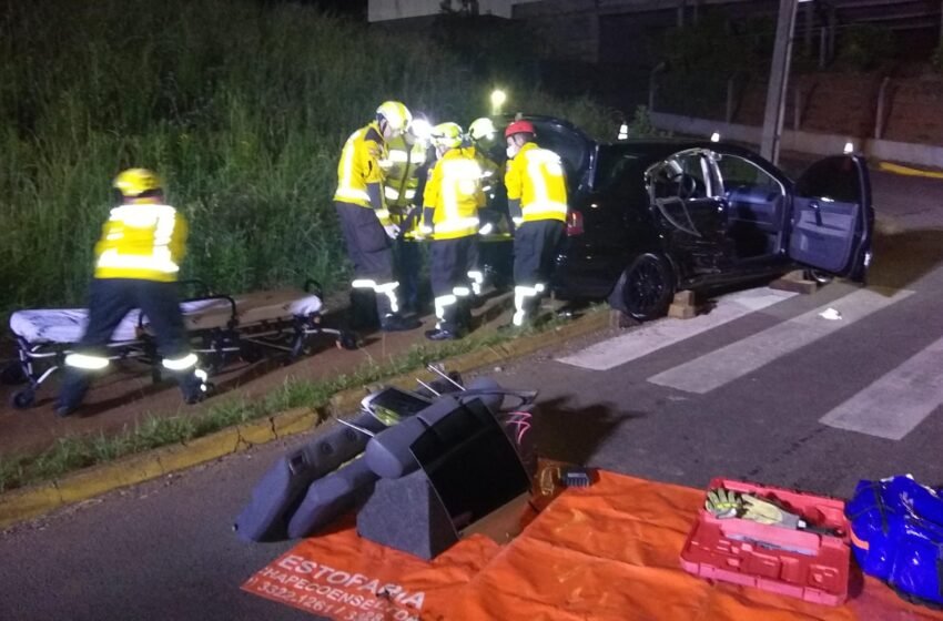Acidente de trânsito em Chapecó deixa mulher ferida