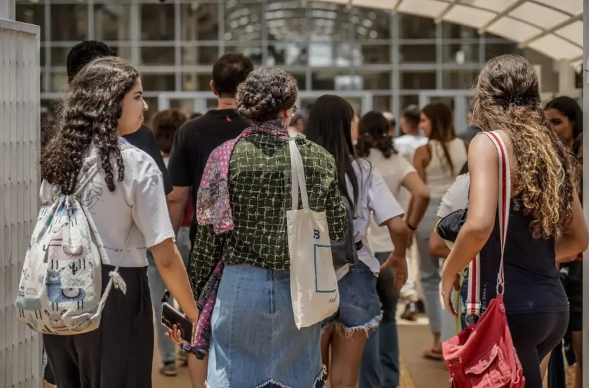 Candidatos do Enem 2024 poderão usar documentos digitais para identificação