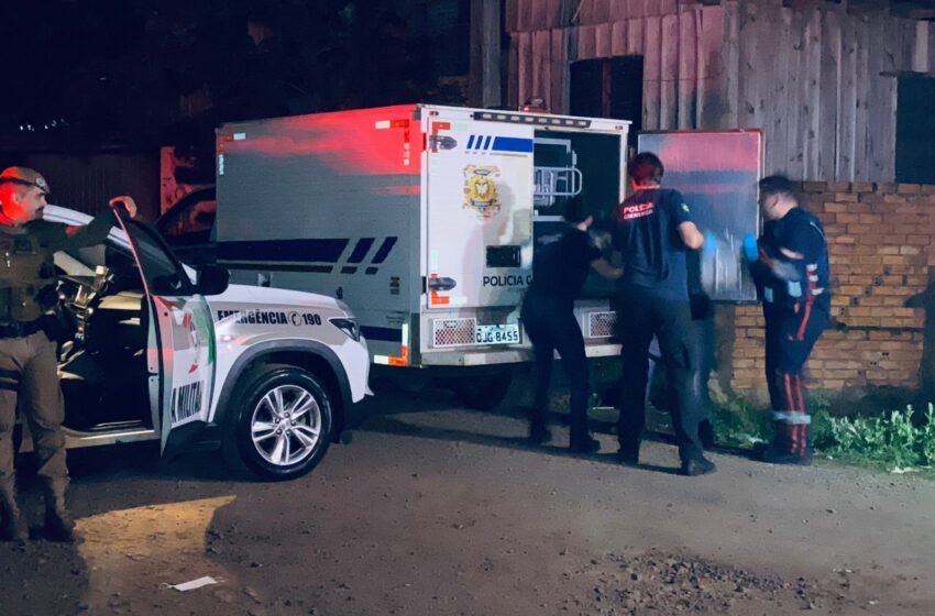 Homicídio em Chapecó: homem é morto a tiros em frente à própria residência