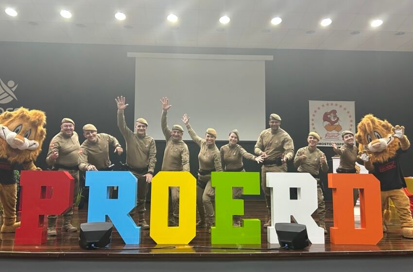  Formatura do Proerd em Xanxerê forma 425 alunos e reforça a luta contra as drogas e a violência