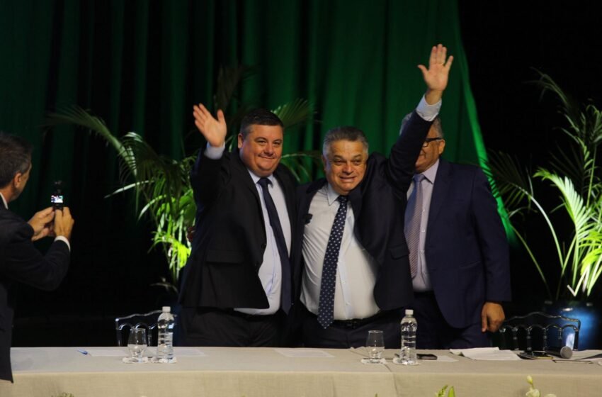 João Rodrigues é empossado para o quarto mandato de prefeito de Chapecó
