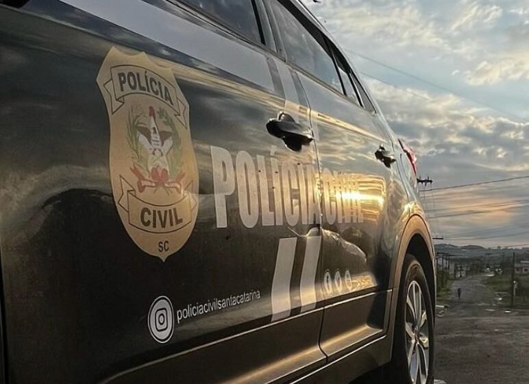 Polícia Civil cumpre mandado de prisão preventiva em desfavor de investigado por dupla tentativa de homicídio ocorrida em Chapecó