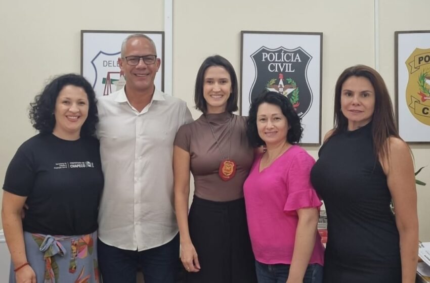  Polícia Civil e Secretaria da Família e Proteção Social de Chapecó realizam reunião sobre plano decenal de atendimento socioeducativo