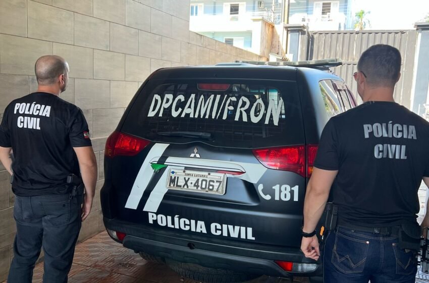 Polícia Civil cumpre mandado de prisão contra homem investigado pela prática do crime de homicídio ocorrido no último sábado (8)