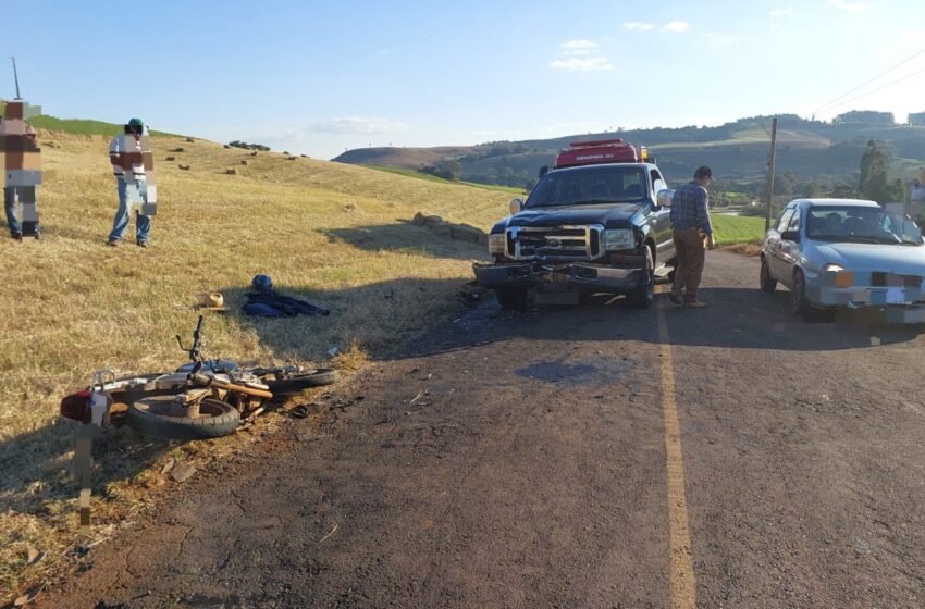  Colisão Frontal Deixa Jovem Ferido com Múltiplas Fraturas em Coronel Martins
