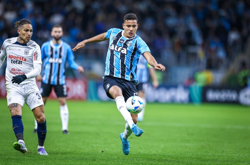  Grêmio se despede da Sul-Americana com empate amargo na Arena