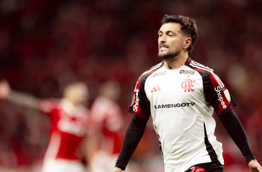  Flamengo volta a derrotar o Internacional e avança na Libertadores