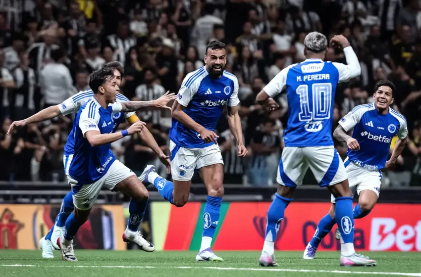  Copa do Brasil: Cruzeiro vence Atlético por 2 a 0 e fica perto da semi
