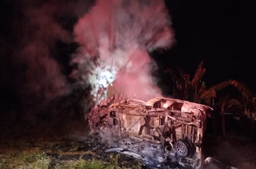  Acidente com capotamento e incêndio é registrado em Flor do Sertão