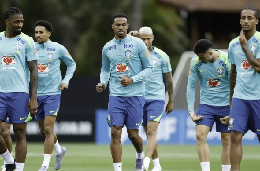  Ancelotti comanda primeira atividade com todos os convocados