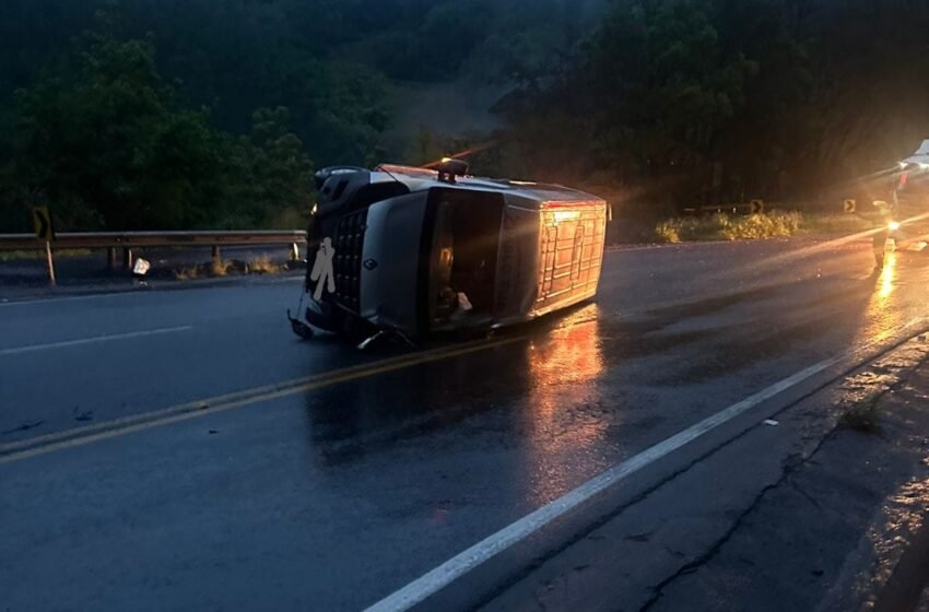  6º Batalhão de Bombeiros Militar atende acidente de trânsito em Coronel Freitas