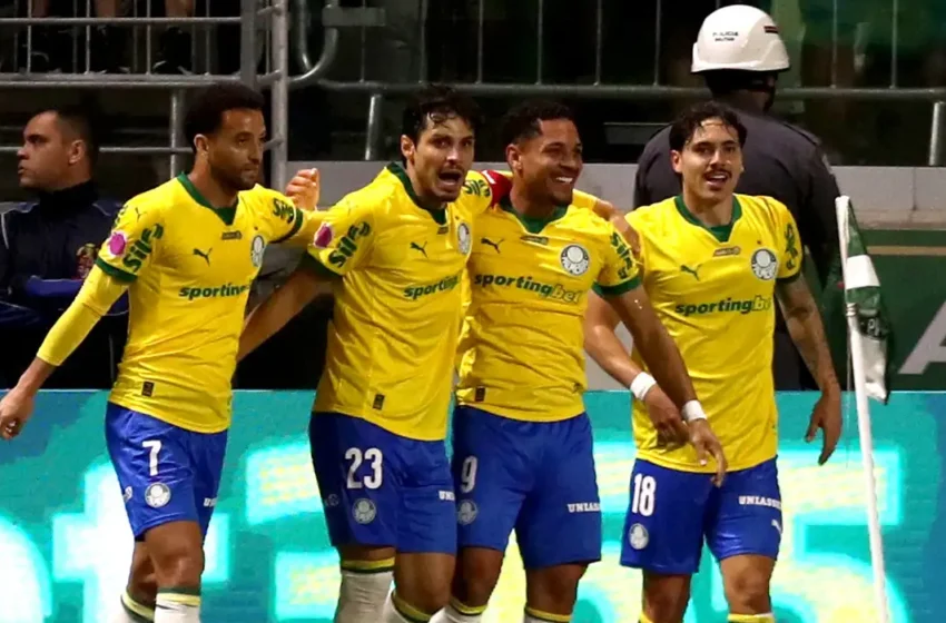  Palmeiras goleia Bragantino no Brasileirão 2025