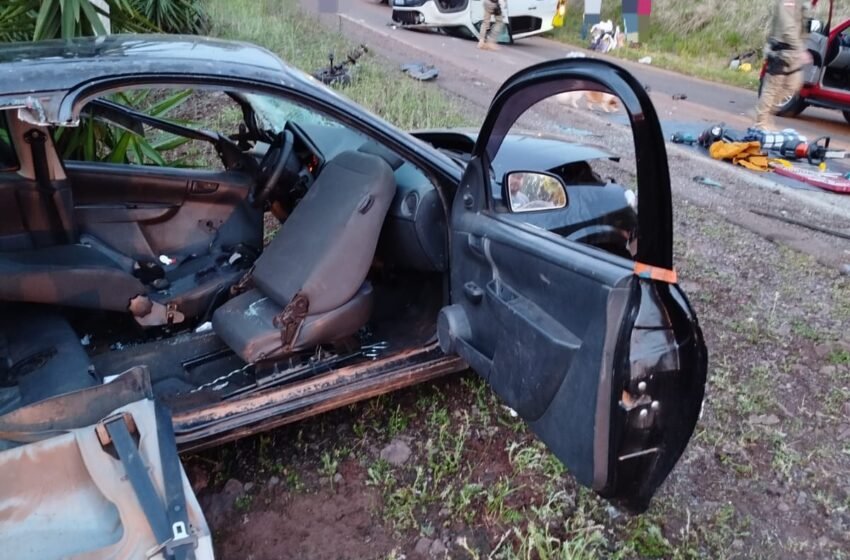  Acidente entre dois carros deixa feridos na SC-492 em Maravilha