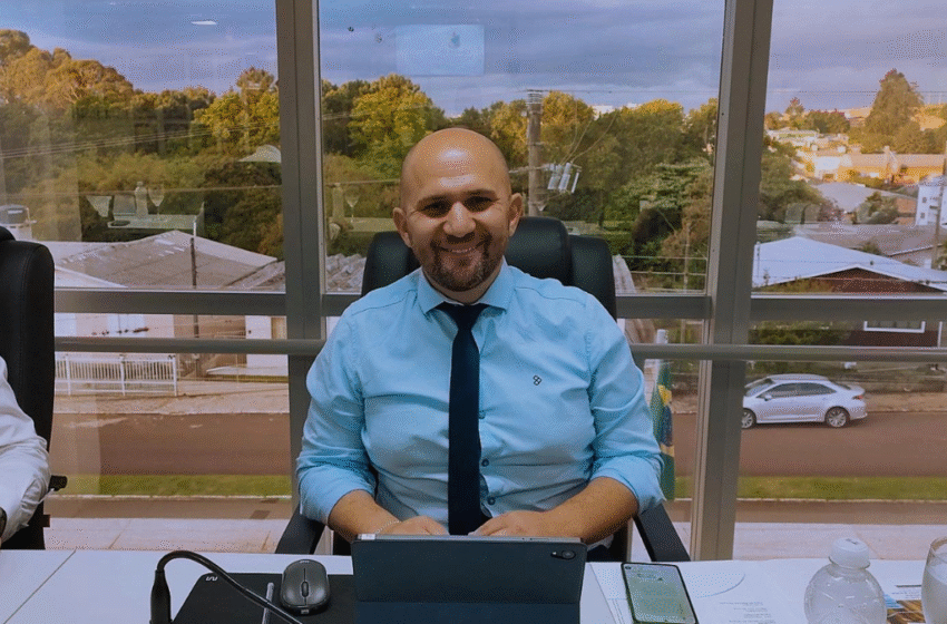  Vereador Márcio de Lima destaca avanços em inovação, tecnologia e reconhece servidores públicos em Faxinal dos Guedes