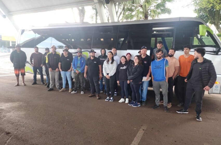  Voluntários de Faxinal dos Guedes Viajam para Ajudar Famílias Atingidas por Tornado em Rio Bonito do Iguaçu no Paraná