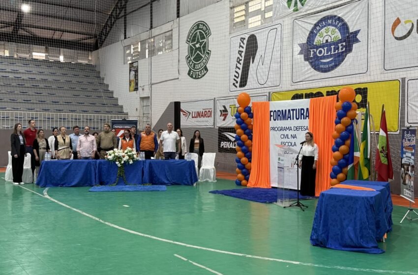  Defesa Civil de SC forma alunos do PDCE em Xaxim