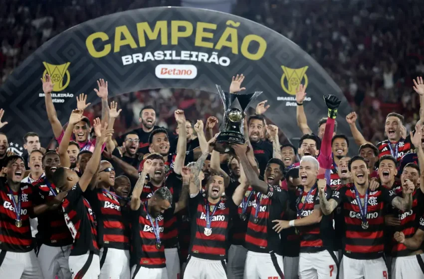  Flamengo derrota Ceará e coroa ano mágico com título Brasileiro
