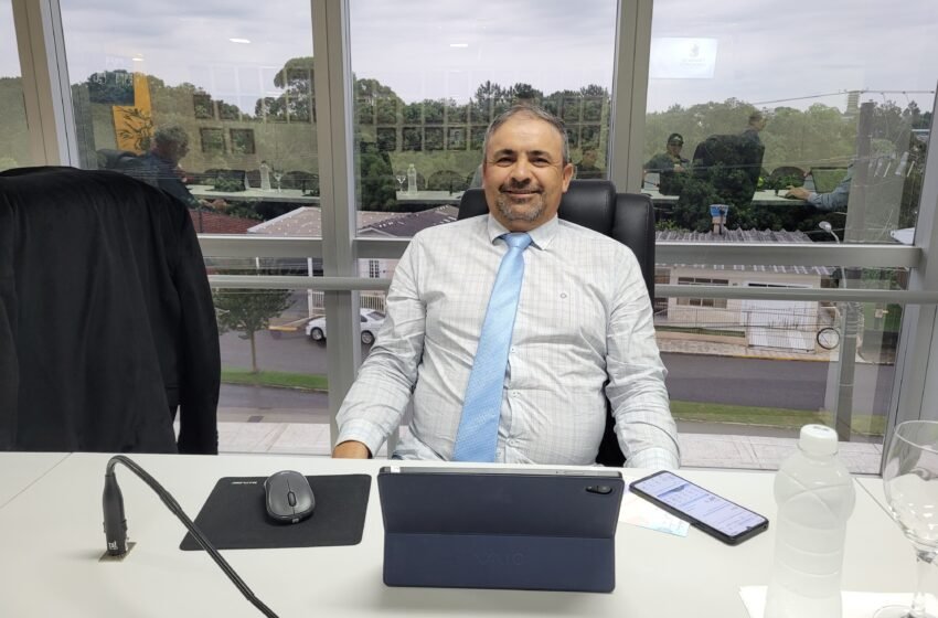  Líder do Governo, Valdecir Pinheiro, comenta abertura do Natal e esclarece anulação das provas do concurso público