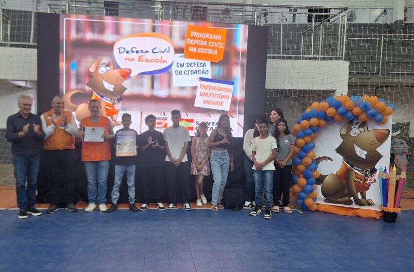  Xanxerê celebra a formatura de mais de 700 alunos no evento do Programa Defesa Civil na Escola.