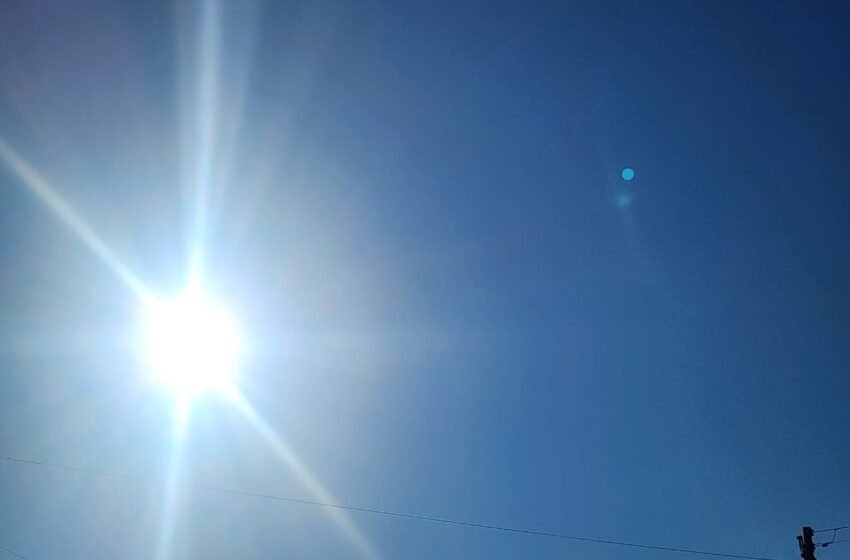  Calor e tempo firme predominam em SC, com mudança no tempo a partir do fim de semana