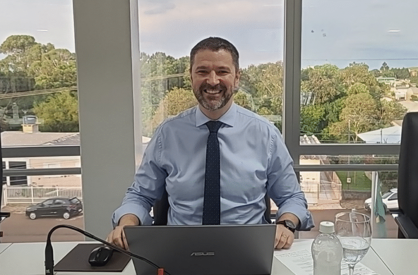  Presidente Vlademir destaca avanços, gestão do lixo e resultados da semana à frente do Executivo em sessão da Câmara