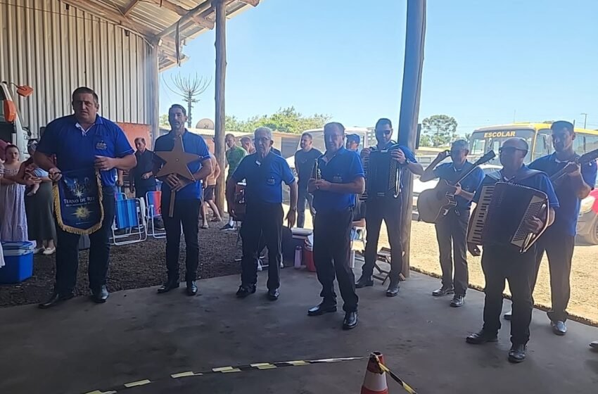  Mecânica e Transporte Oeste promove encontro com o Terno de Reis em Faxinal dos Guedes